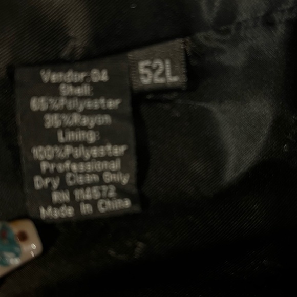 Men’s Three Piece Suit - Picture 6 of 11